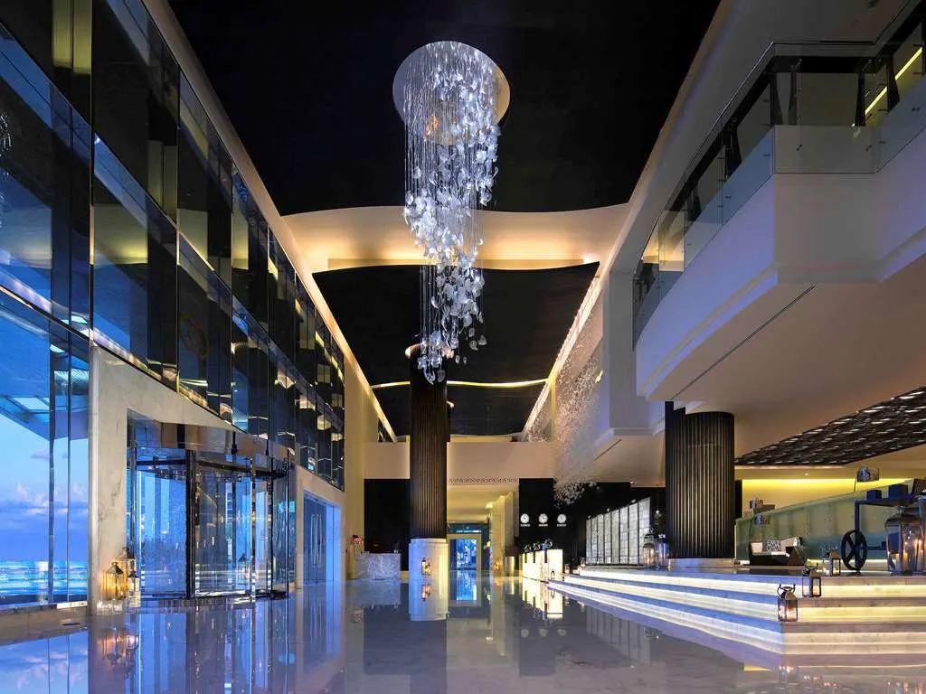Sofitel Abu Dhabi Corniche: On Site Outdoor/Exterior Exterior View of Building