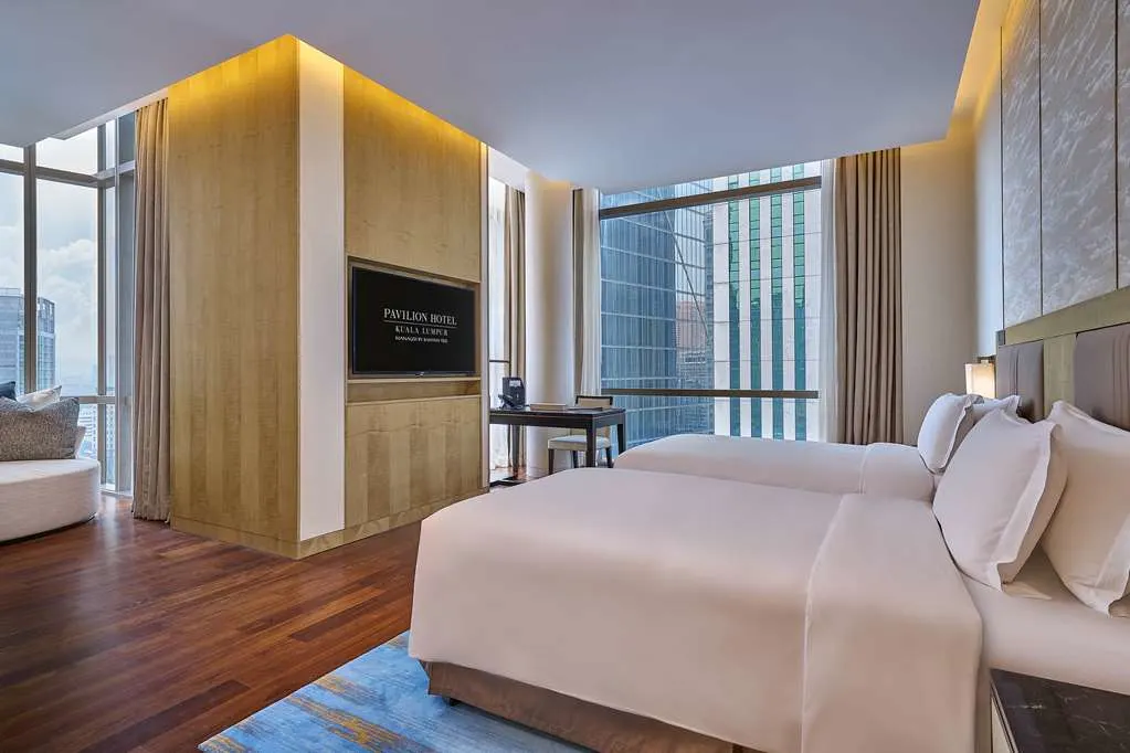 Pavilion Hotel Kuala Lumpur Managed by Banyan Tree: Guest Room Bed Architecture Indoor/Interior On Site Outdoor/Exterior Décor detail Summer Exterior View of Building