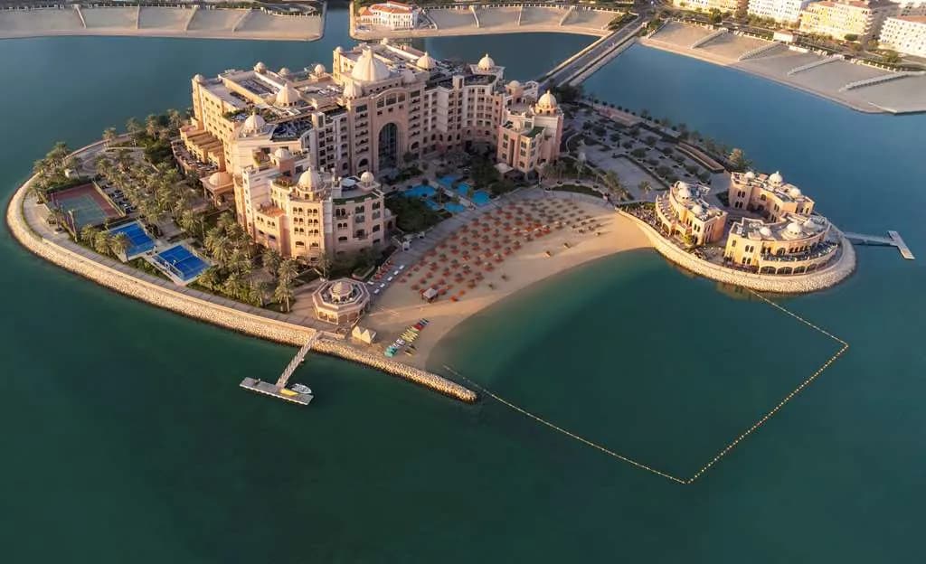 Marsa Malaz Kempinski, The Pearl Doha: On Site Outdoor/Exterior Exterior View of Building