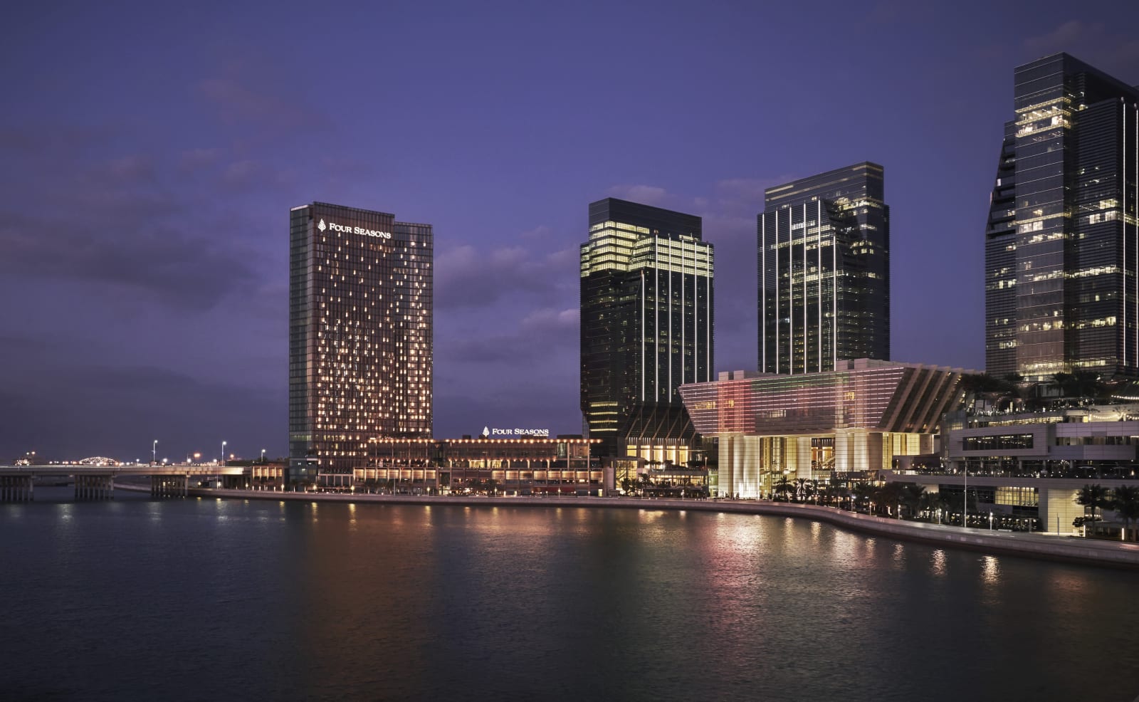 Four Seasons Hotel Abu Dhabi at Al Maryah Island: Exterior