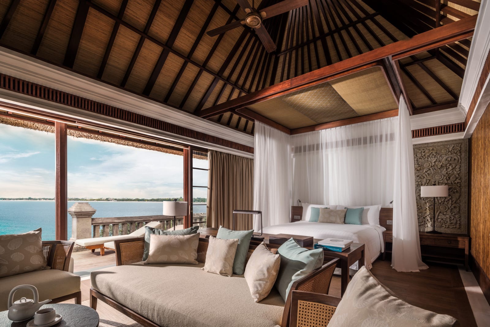 Four Seasons Resort Bali at Jimbaran Bay: Premier Villa Day Time