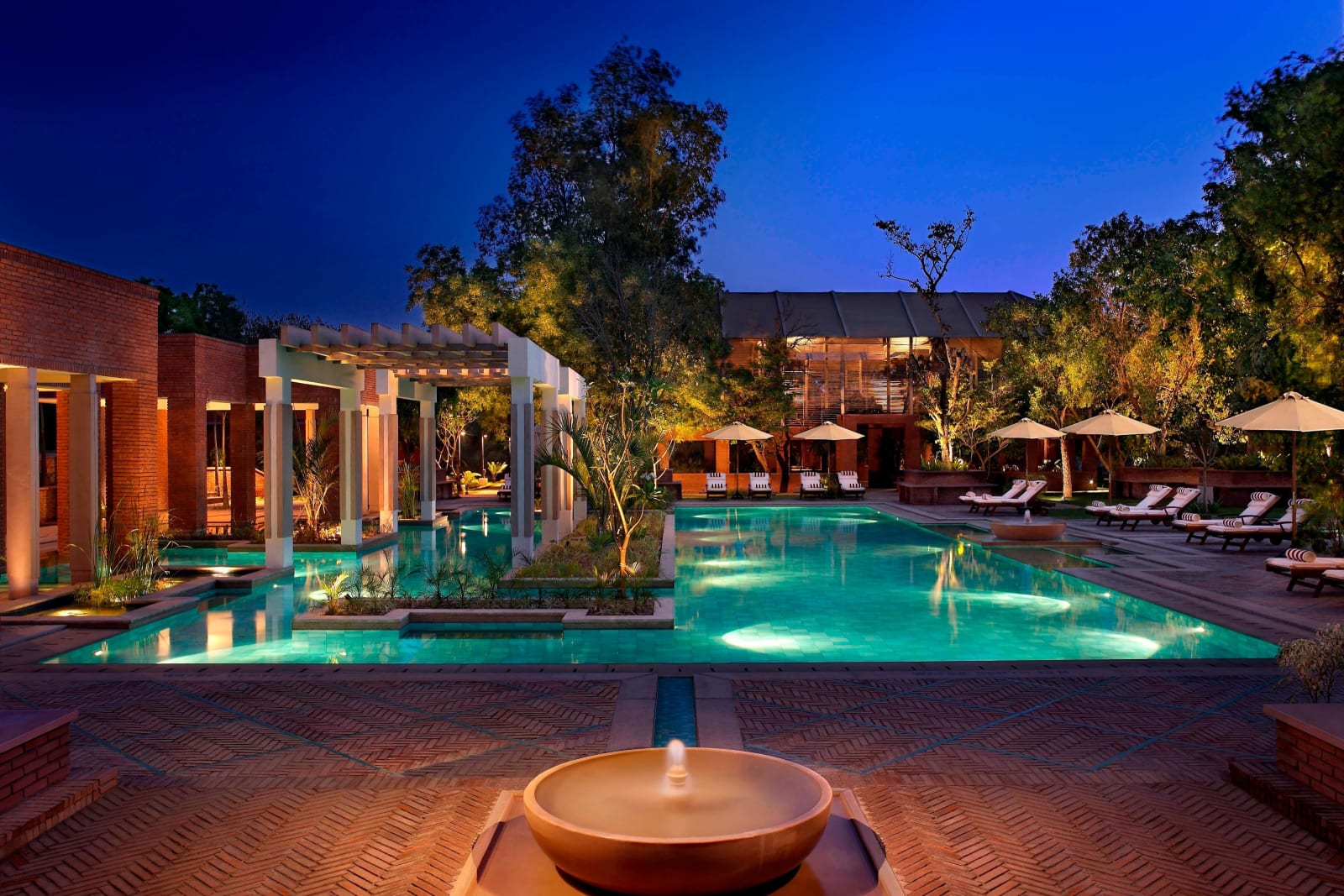 ITC Mughal, a Luxury Collection Resort & Spa, Agra: The Royal Spa - Pool