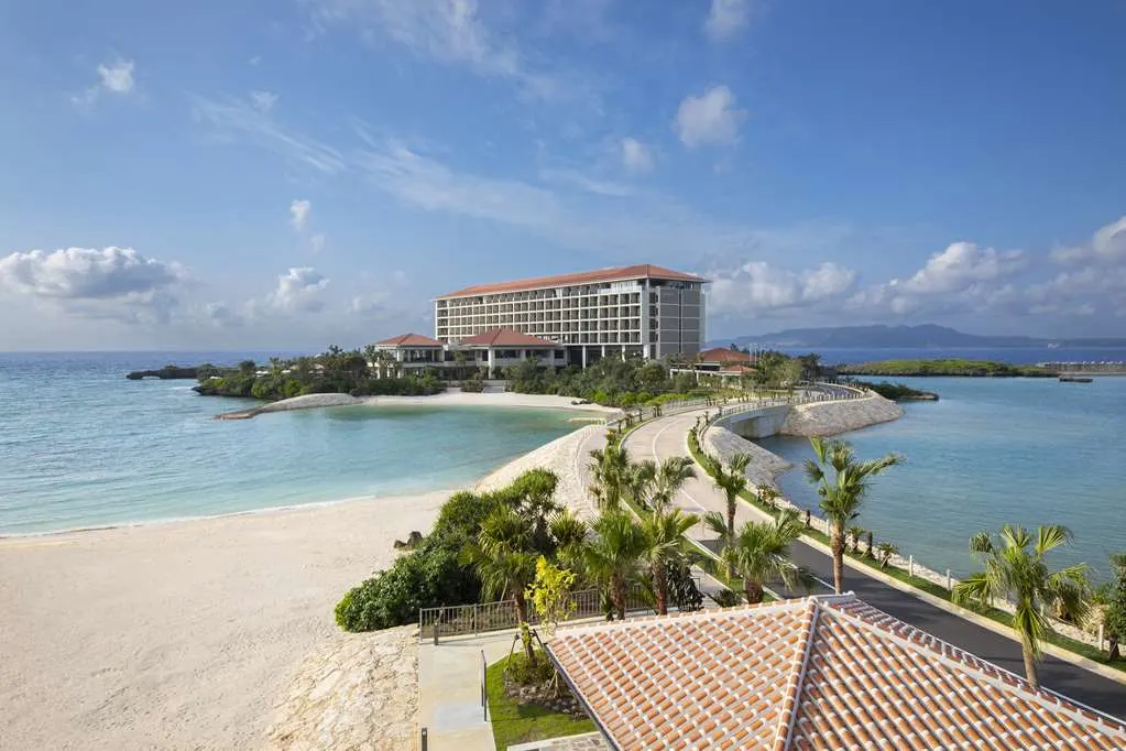Hyatt Regency Seragaki Island Okinawa: On Site Outdoor/Exterior Exterior View of Building