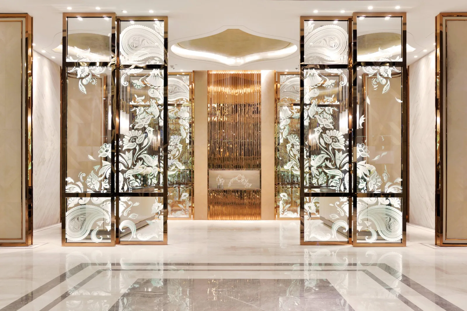 JW Marriott Hotel Kolkata: Entrance